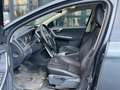 Volvo XC60 2.4D AWD Kinetic |NAP | AWD Gris - thumbnail 19