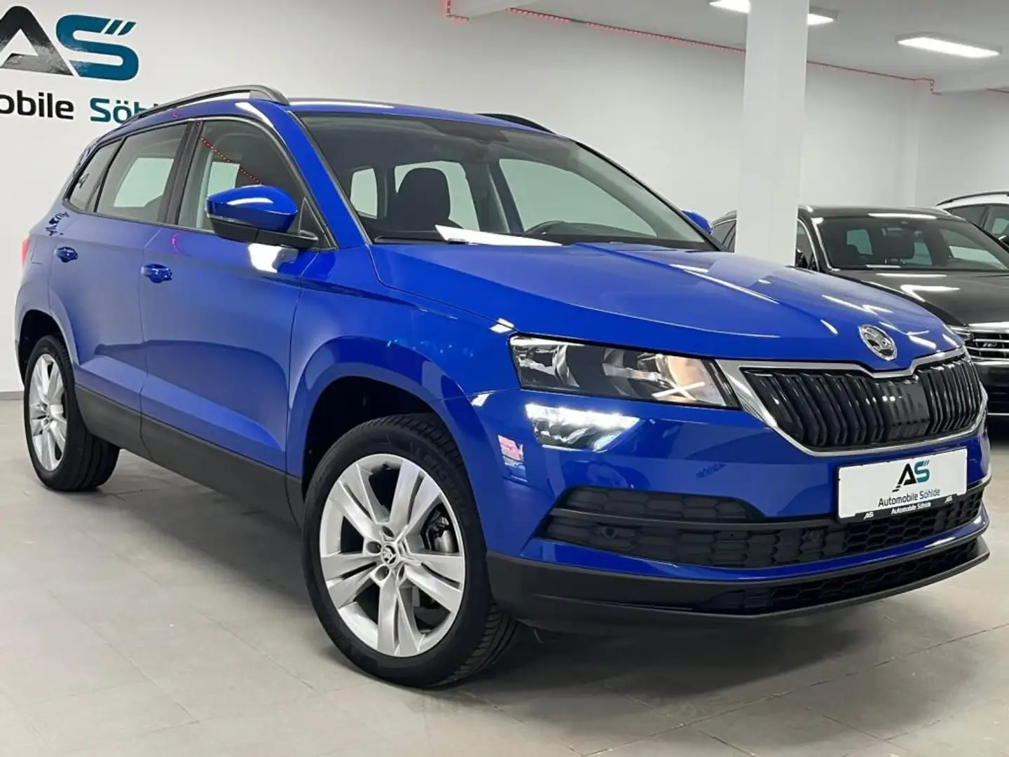 Skoda Karoq 2.0 TDi Style Temp/Shzg/PDC/Klimaauto/Kess Blau - 1