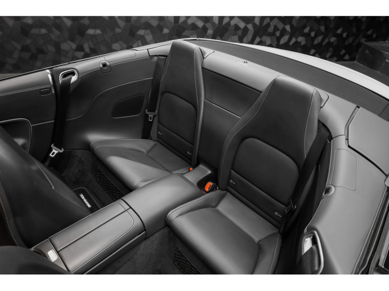 Mercedes-Benz SL 63 AMG 4 MATIC + / MANUFAKTUR Opalite White Magno — photo 12