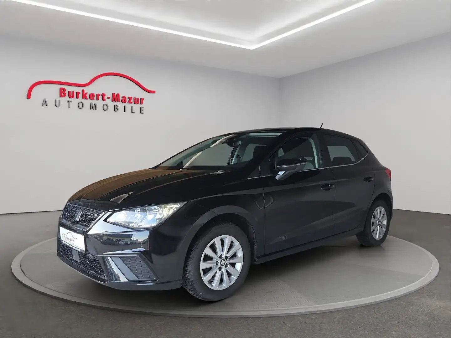 SEAT Ibiza 1.0 Style*PDC*TEMPO*SHZ* Schwarz - 1