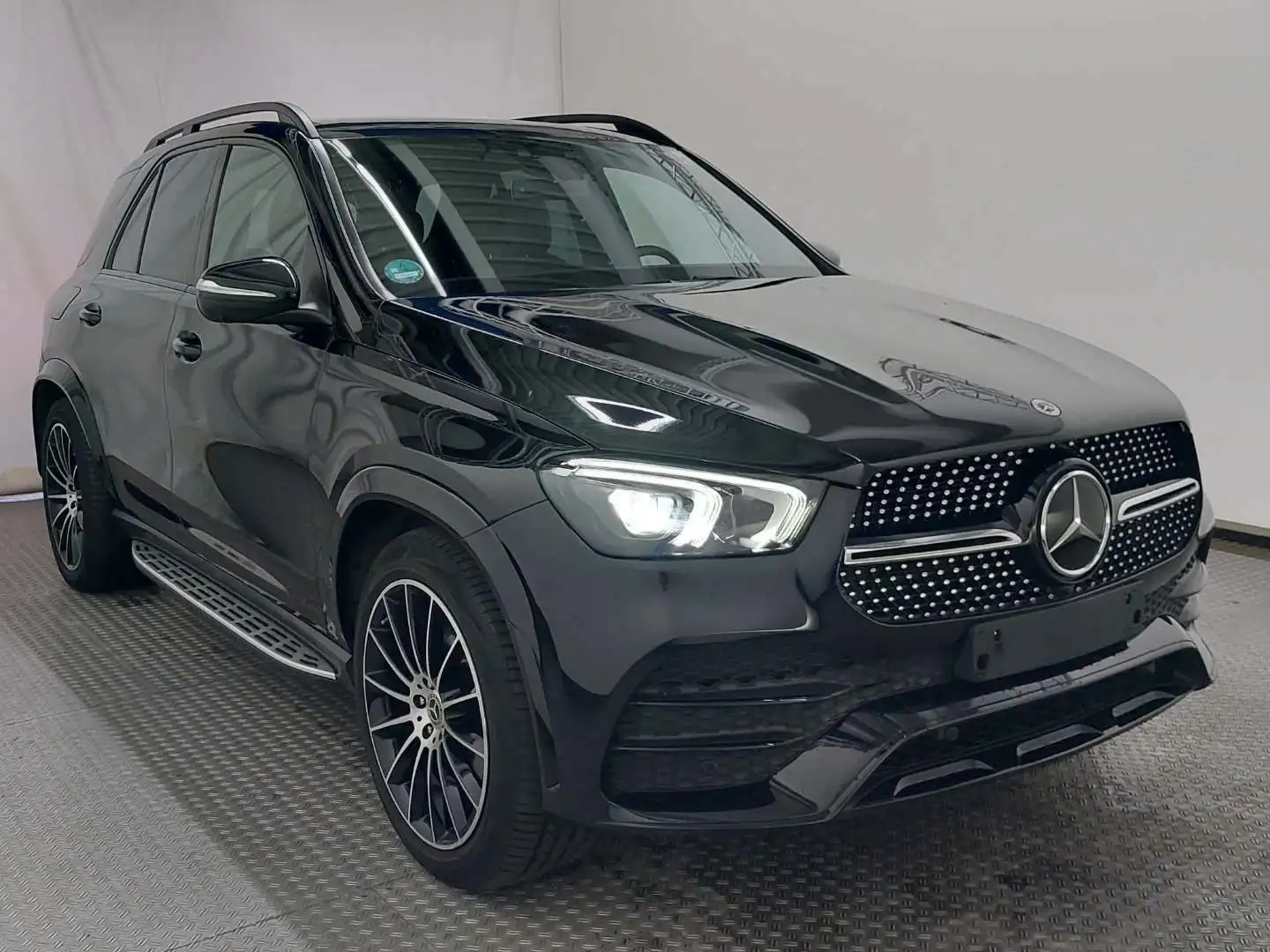 Mercedes-Benz GLE 350 de AMG 21*AHK*Pano*HUD*360*Night*Burmest Schwarz - 2