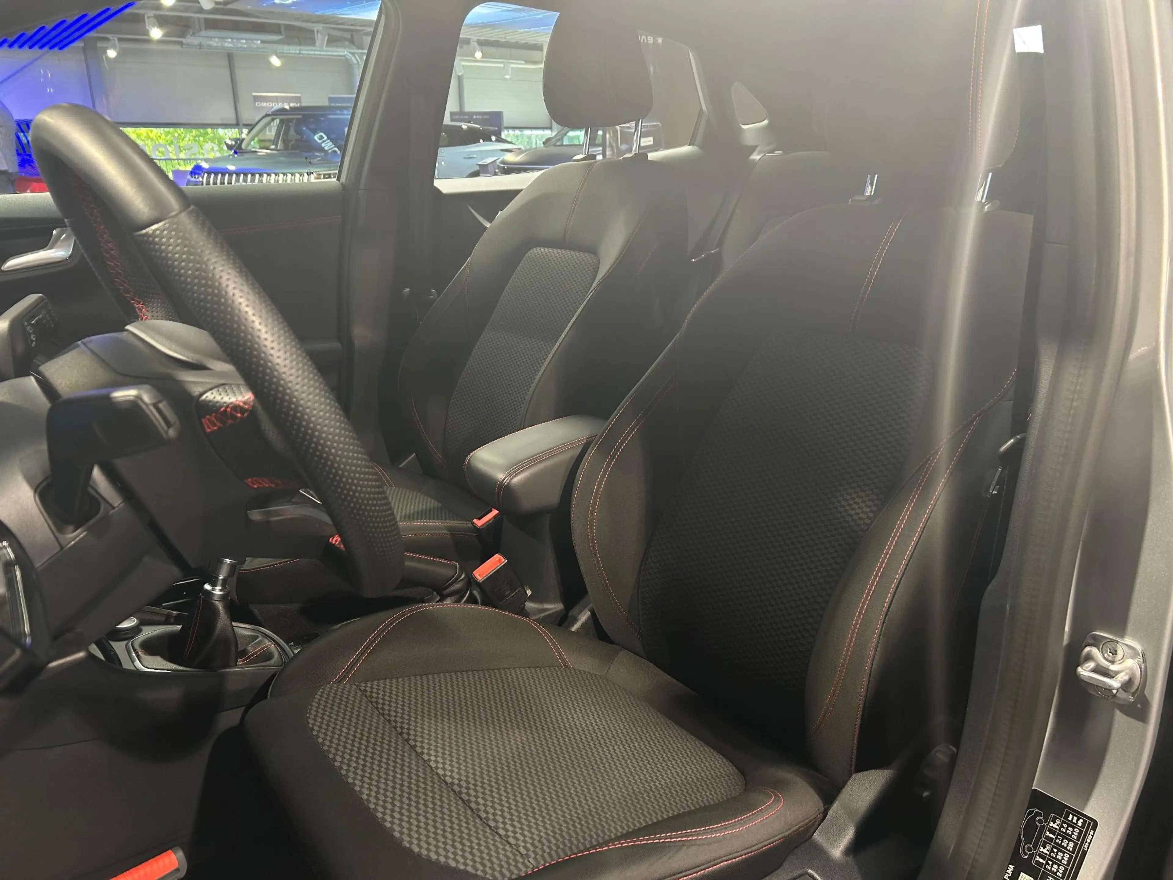 Ford Puma 1.0 EcoBoost Hybrid ST-Line | Trekhaak | Navigatie — photo 4