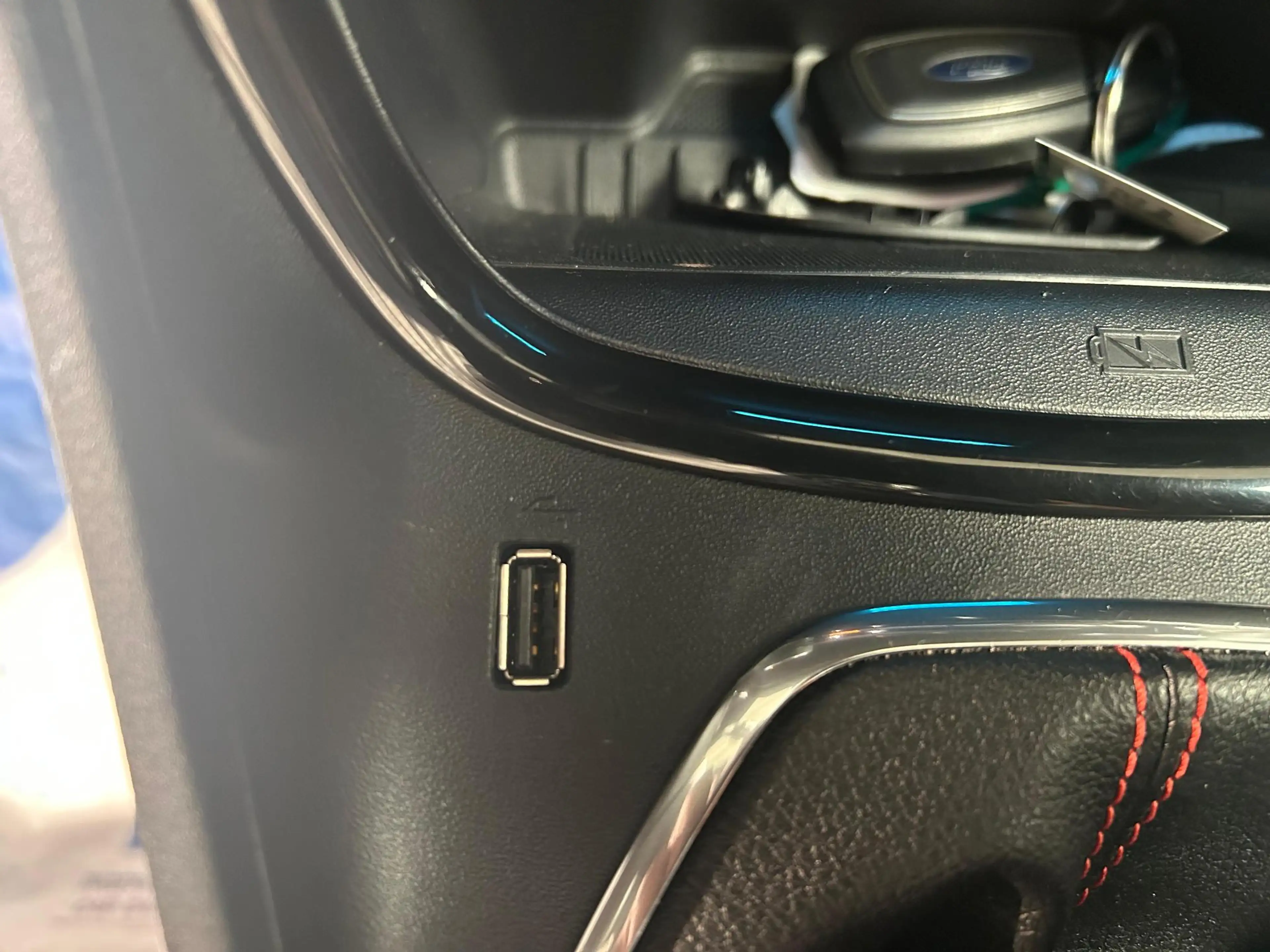 Ford Puma 1.0 EcoBoost Hybrid ST-Line | Trekhaak | Navigatie — photo 23