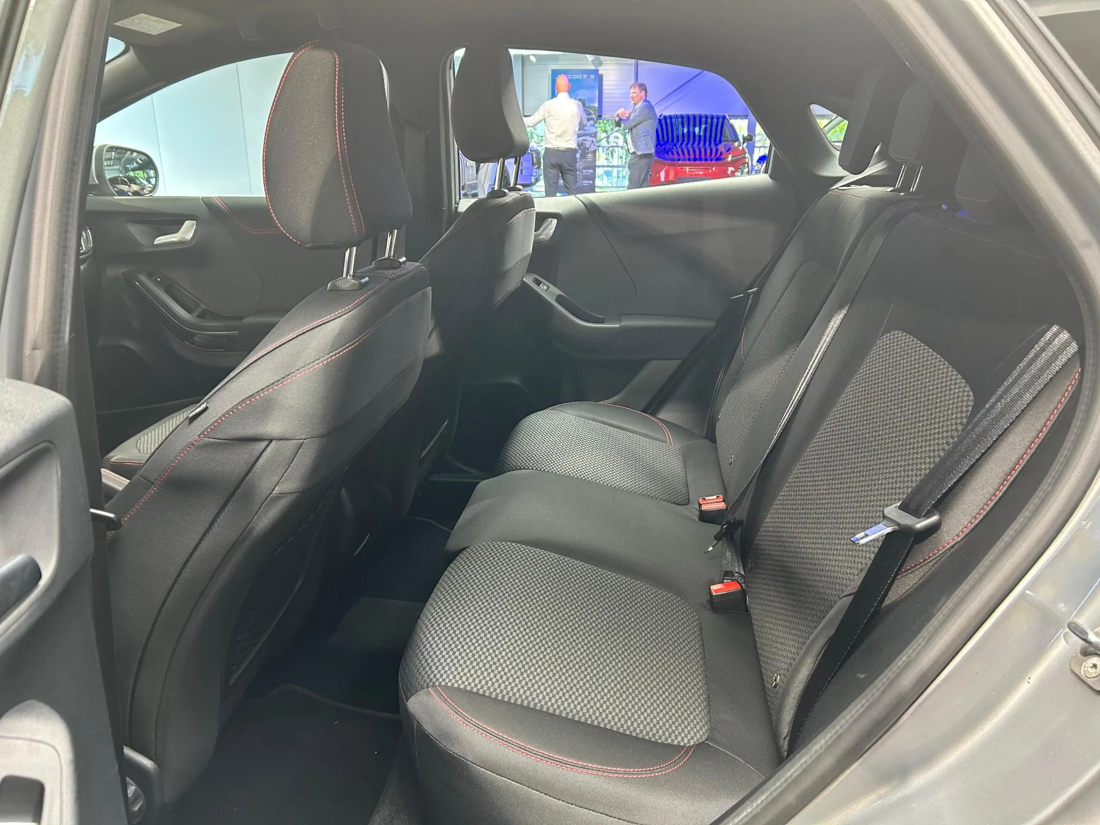 Ford Puma 1.0 EcoBoost Hybrid ST-Line | Trekhaak | Navigatie — photo 5