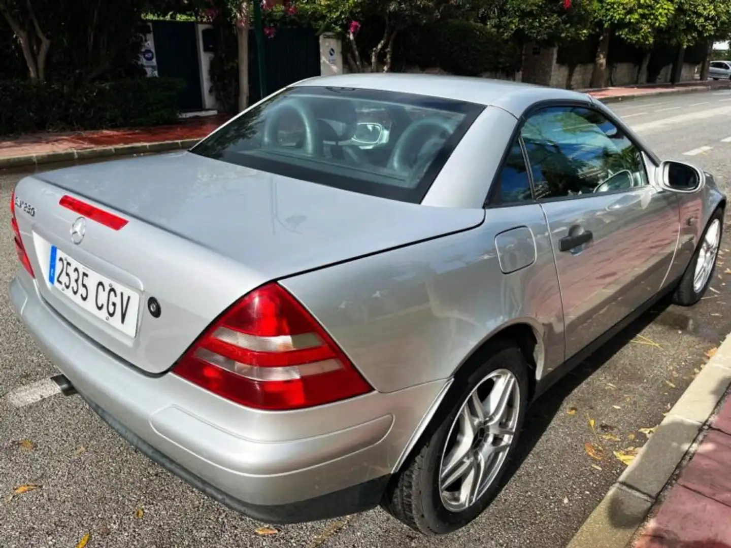 Mercedes-Benz SLK 230 K Plateado - 2