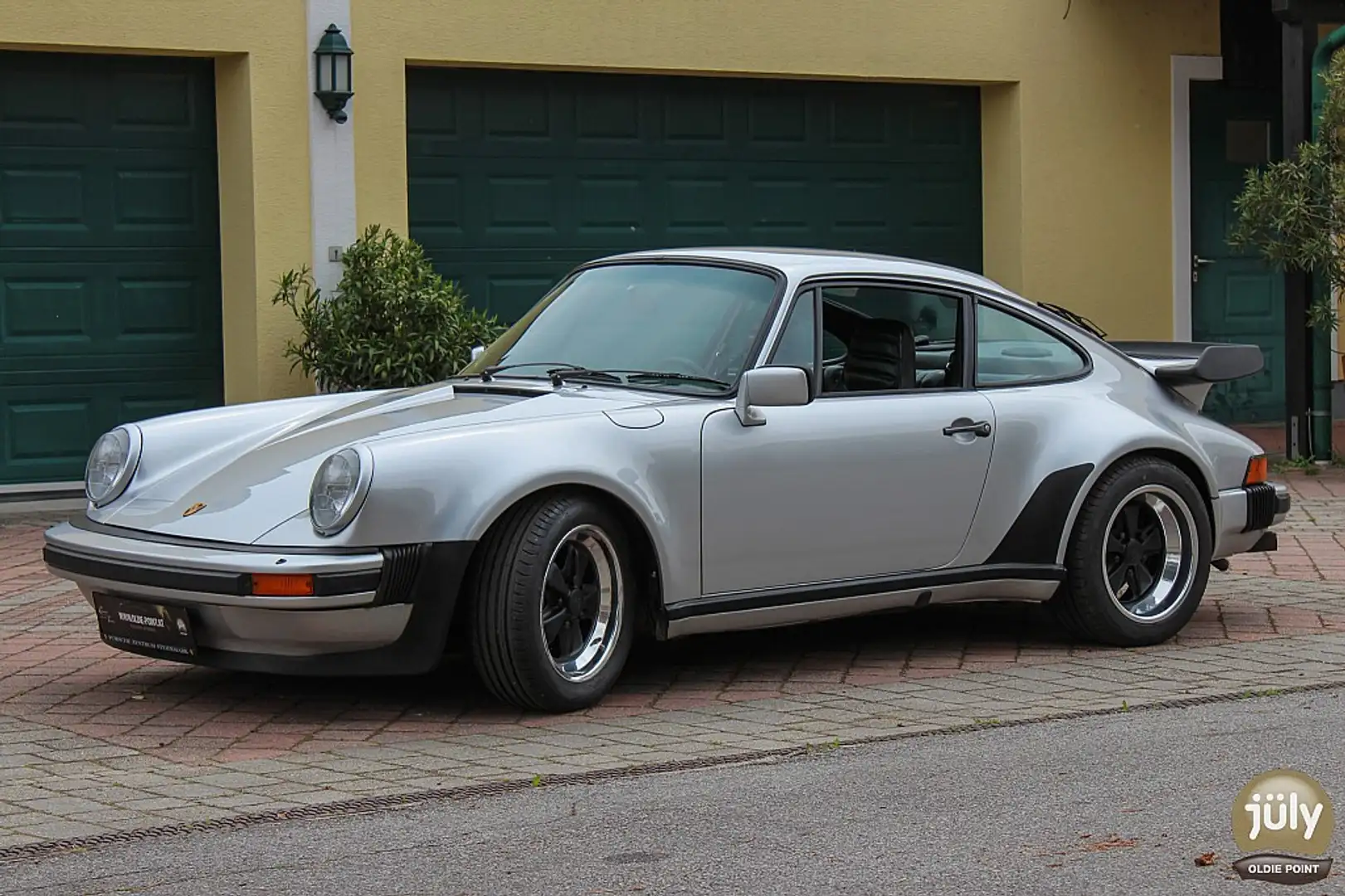 Porsche 930 911 TURBO 3.3 (930) – Ein frühes Exemplar Silber - 1