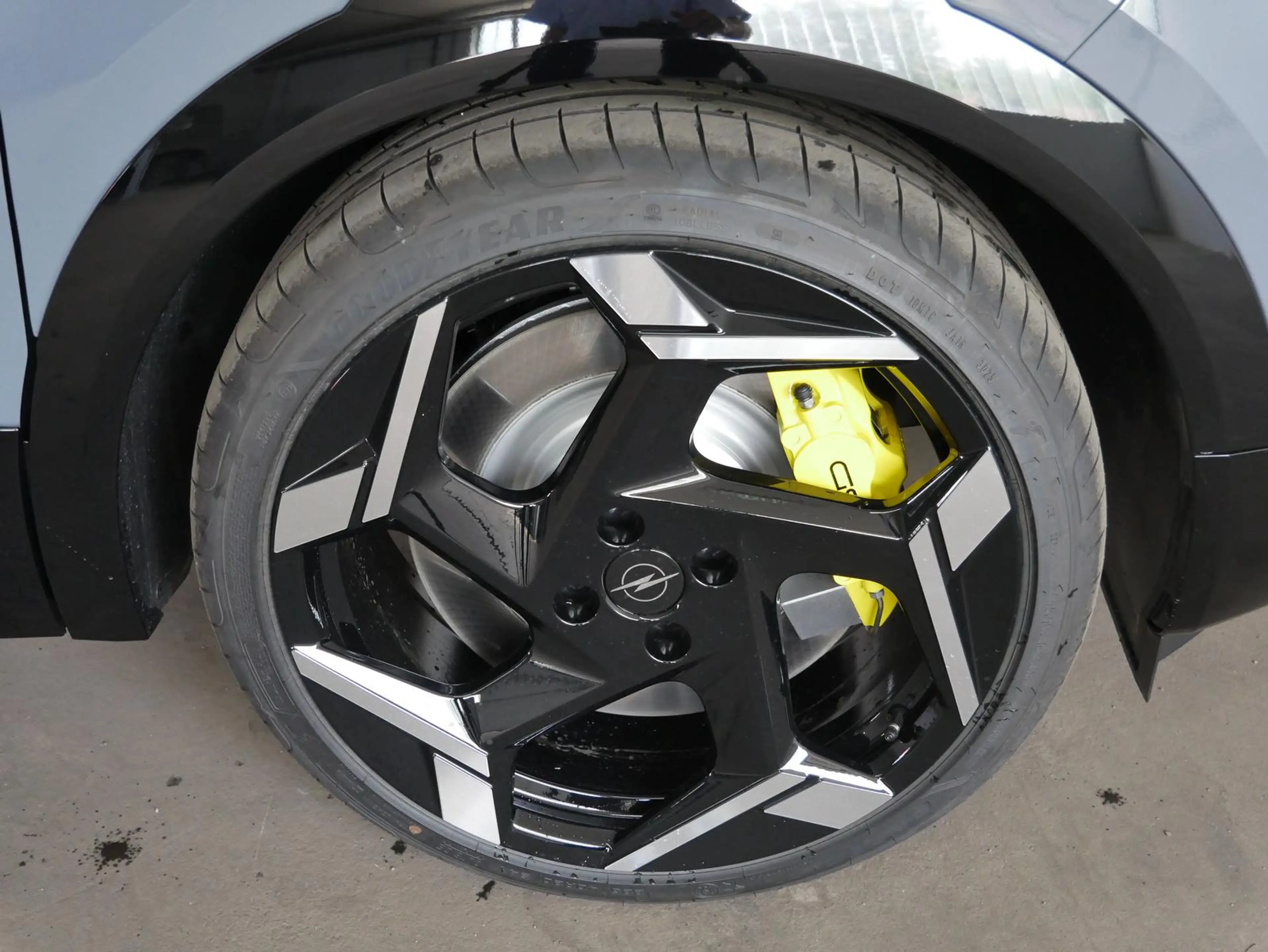 Opel Mokka-E Mokka Electric GSE | SHZ | RFK | 200 km/h | 11 kW — photo 6