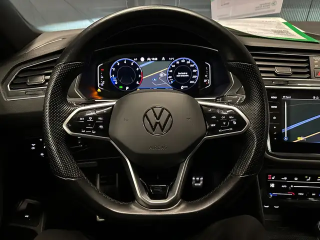 Volkswagen Tiguan Allspace view 16