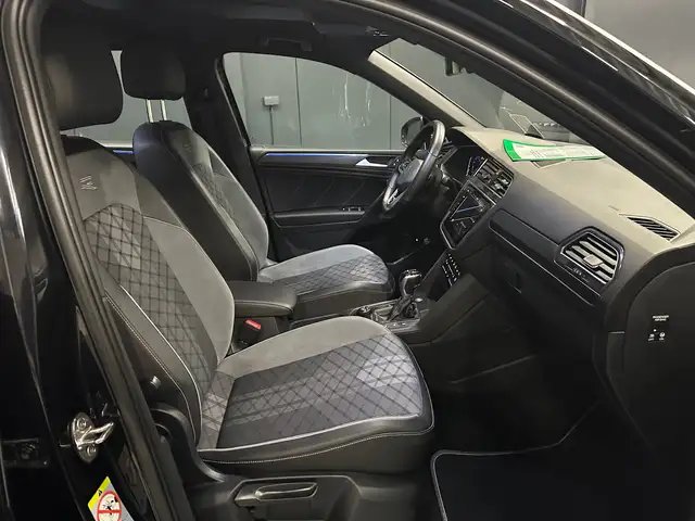 Volkswagen Tiguan Allspace view 9