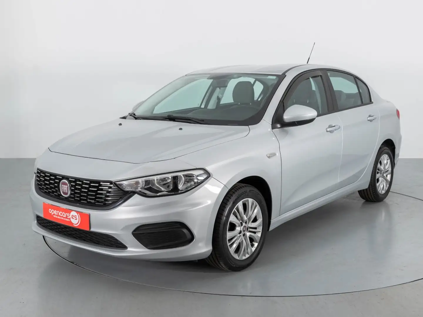 Fiat Tipo SEDAN EASY 1.4 95CV Gris - 1