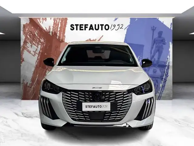 Peugeot 208 view 4