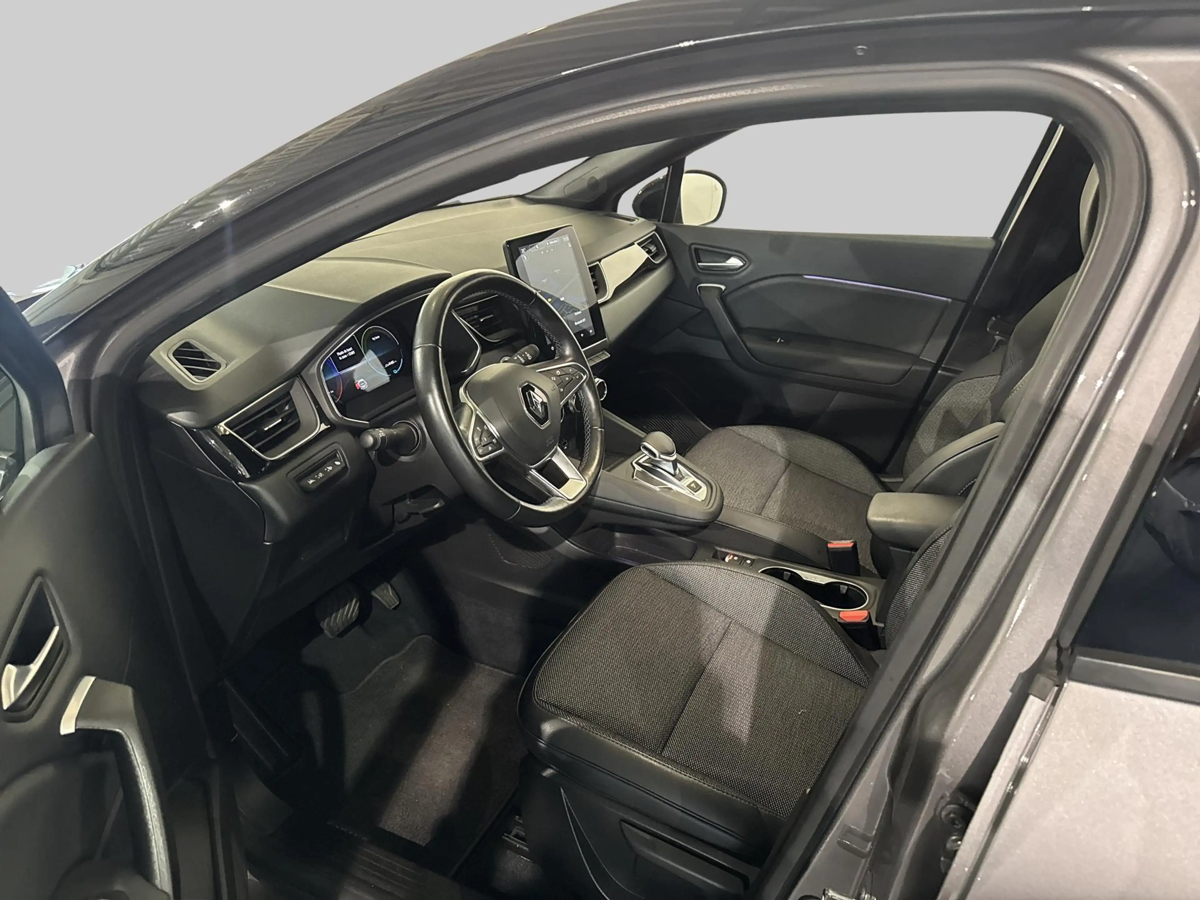 Renault Captur 1.6 E-Tech Hybrid 145 Rive Gauche — photo 4