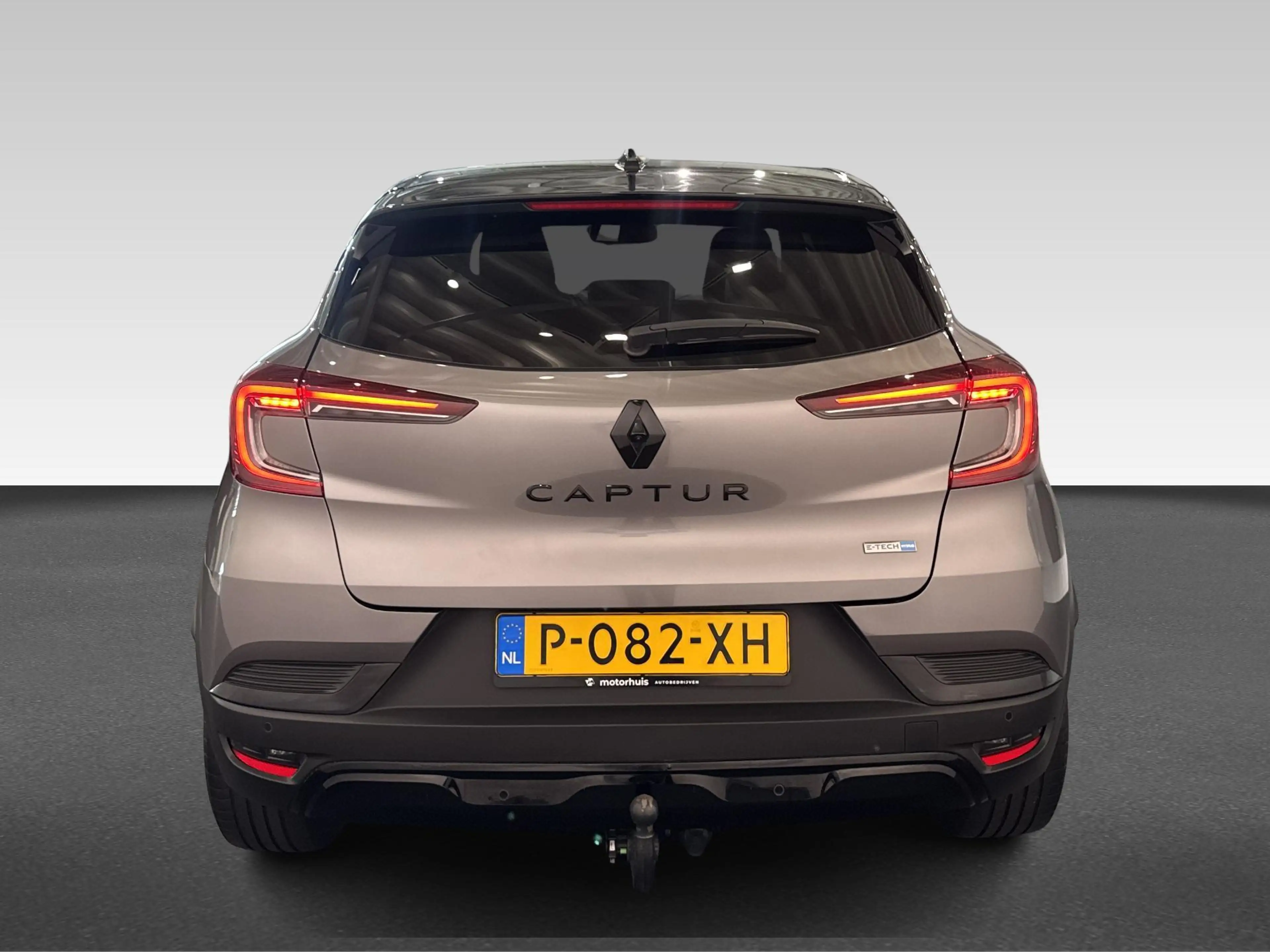 Renault Captur 1.6 E-Tech Hybrid 145 Rive Gauche — photo 10