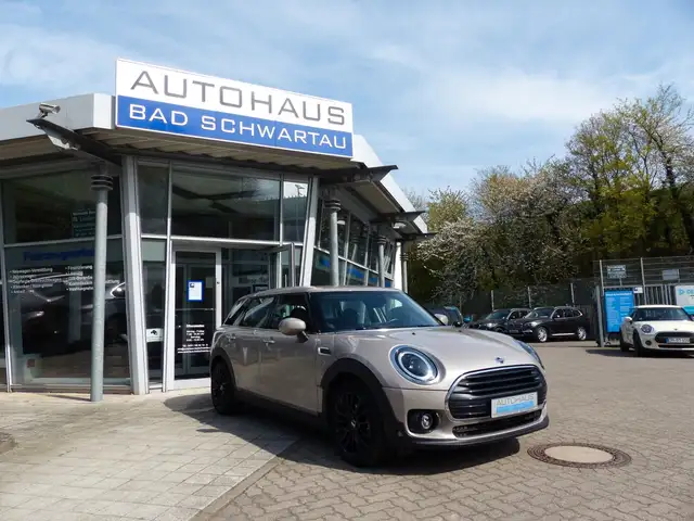 MINI One Clubman "Classic Trim", Navigation, LED uvm.