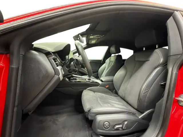 Audi S5 view 12