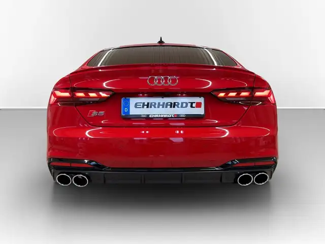 Audi S5 view 6