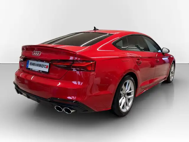 Audi S5 view 5