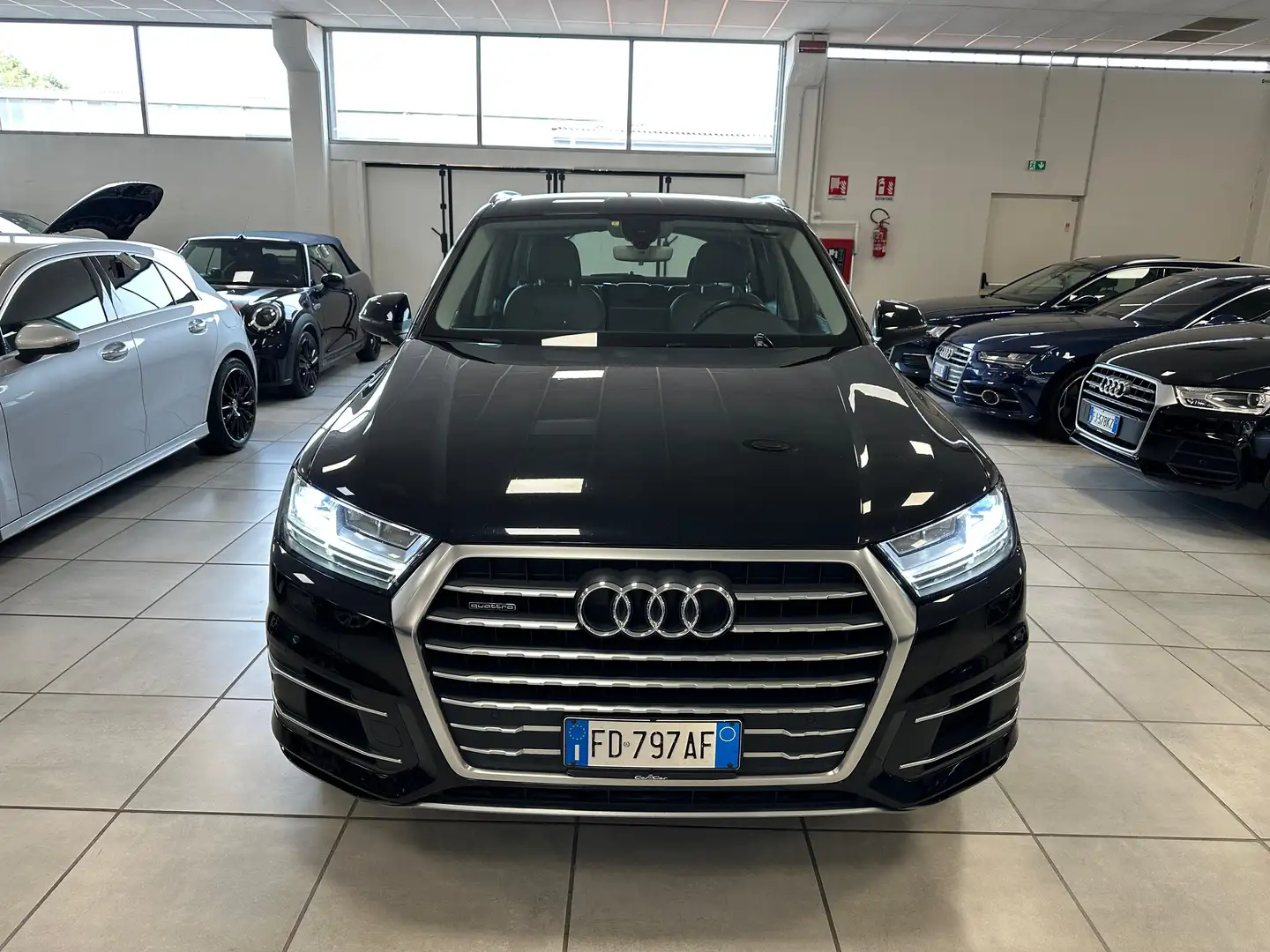 Audi Q7 3.0 tdi quattro tiptronic   **7 POSTI+GANCIO TR** Nero - 2