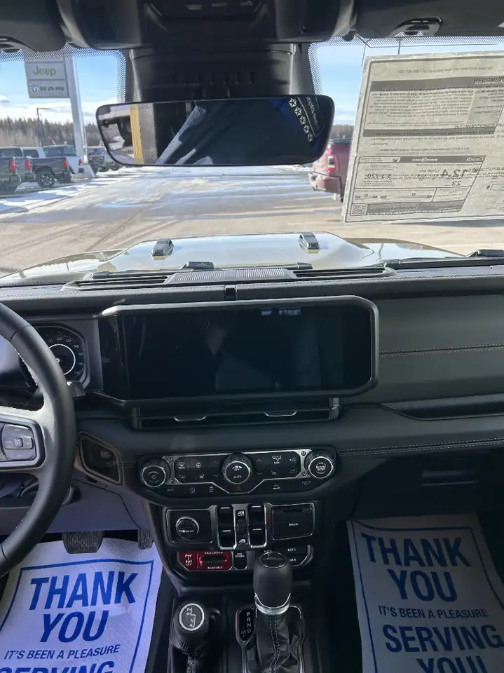 Jeep Gladiator снимка Jeep Gladiator