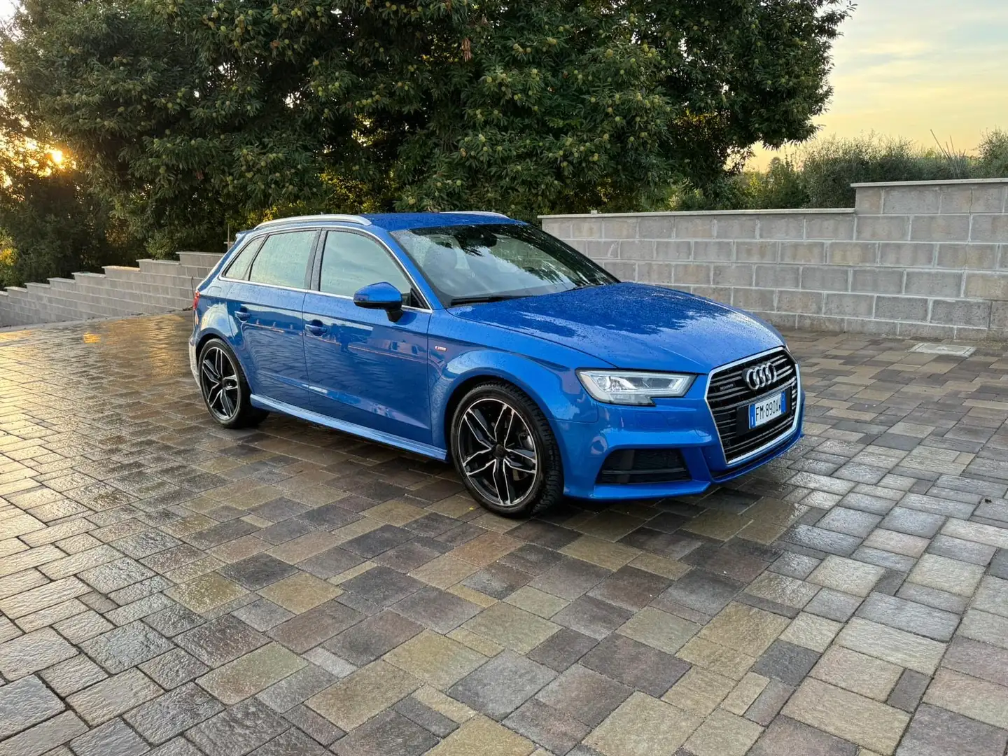 Audi A3 Sportback 2.0 tdi Sport Edition quattro 184cv s-tr Blu/Azzurro - 2