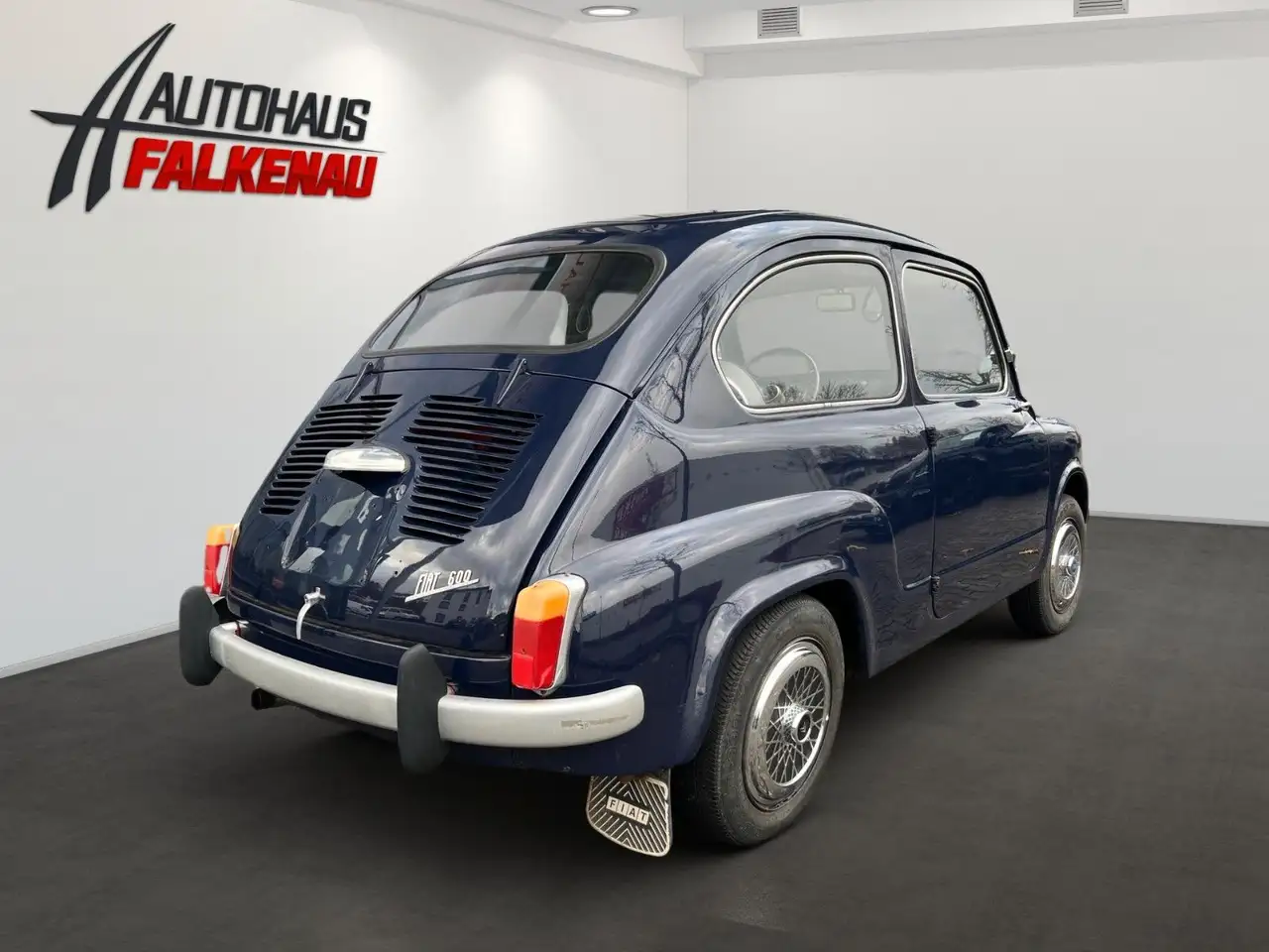 Fiat 600 Kleiner Oldtimer, foto 5
