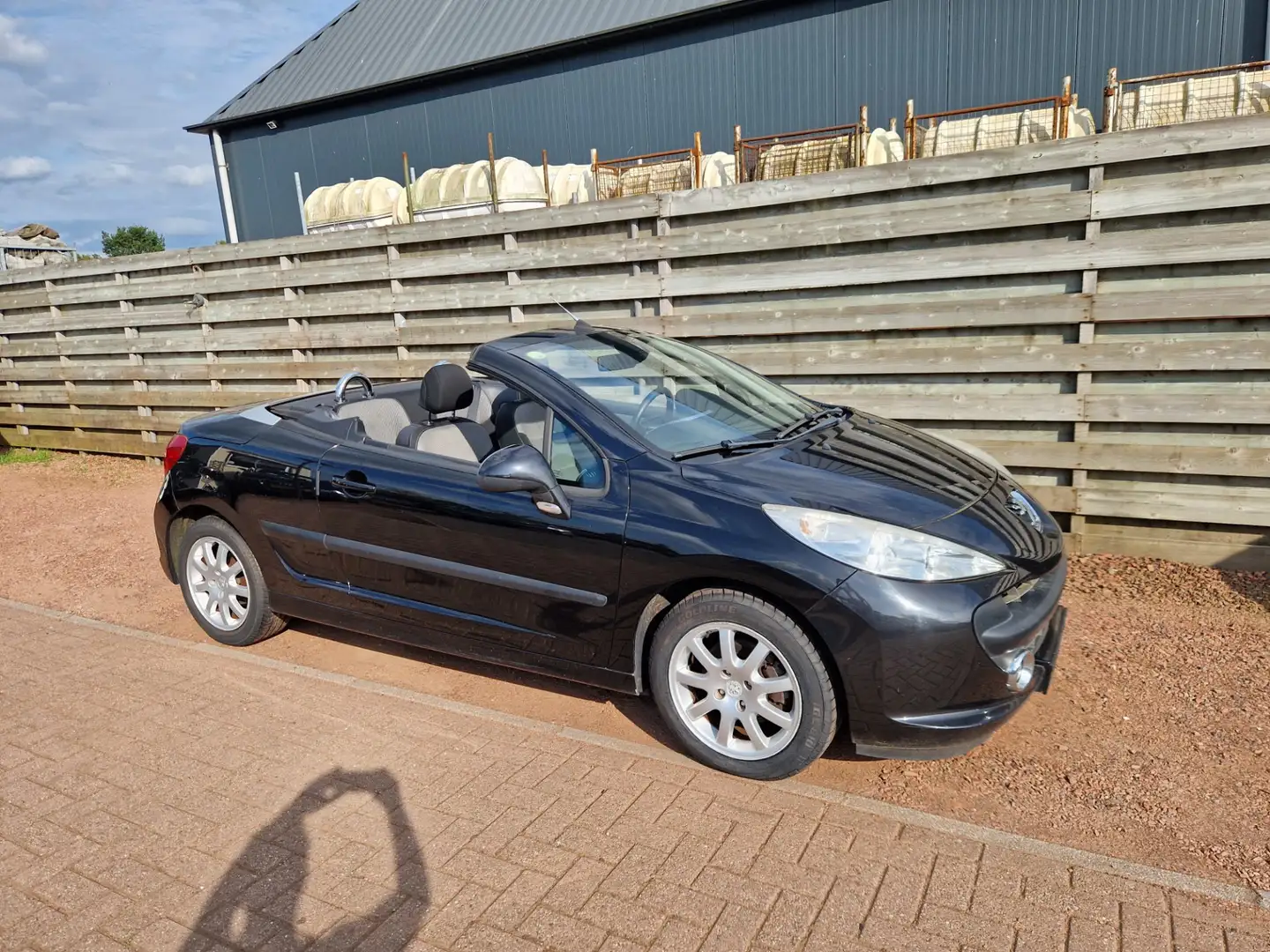 Peugeot 207 CC 1.6 VTi Zwart - 1