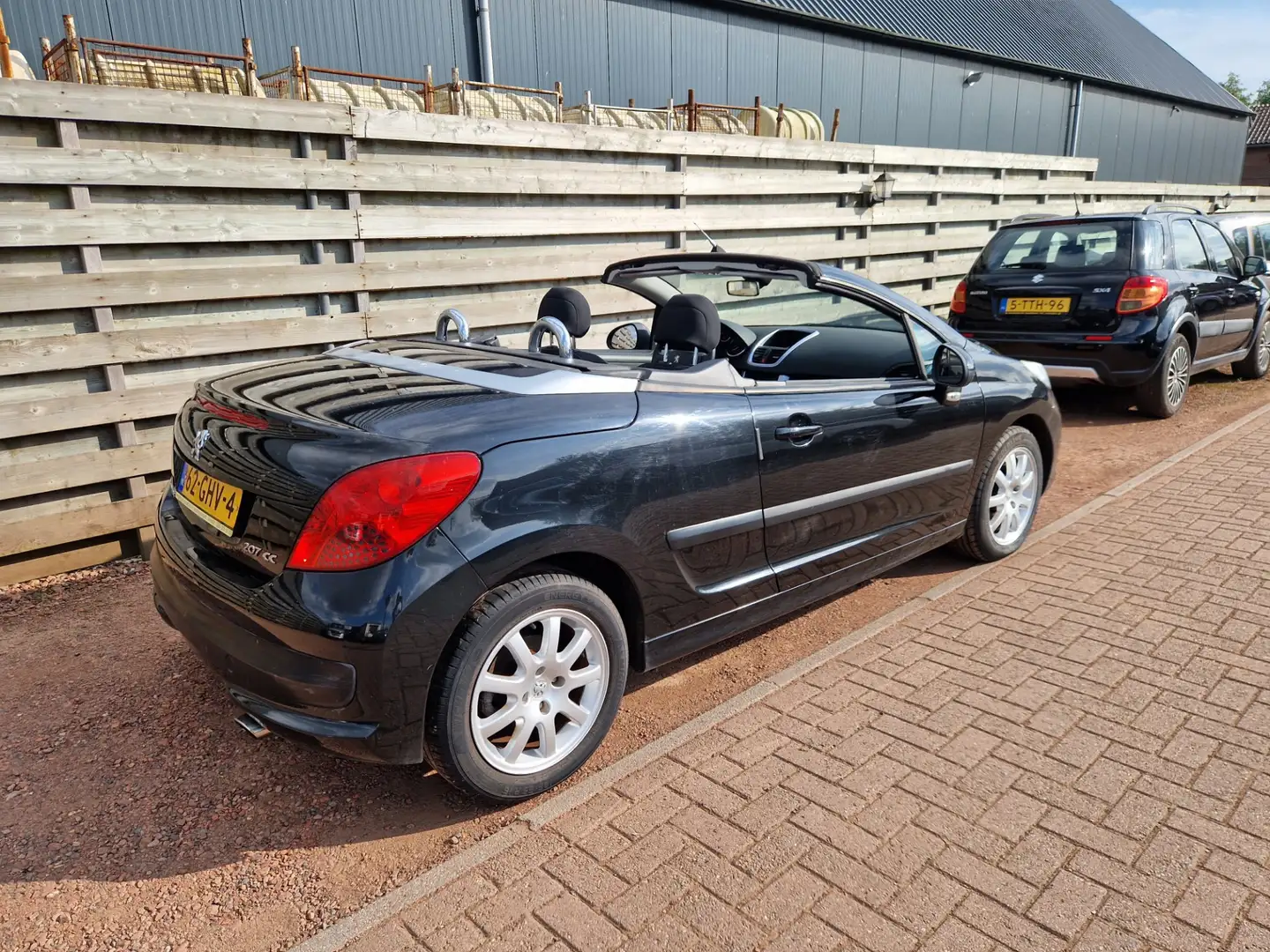 Peugeot 207 CC 1.6 VTi Zwart - 2