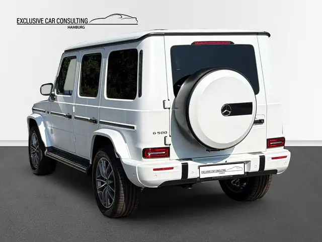 Mercedes-Benz G-Class view 4