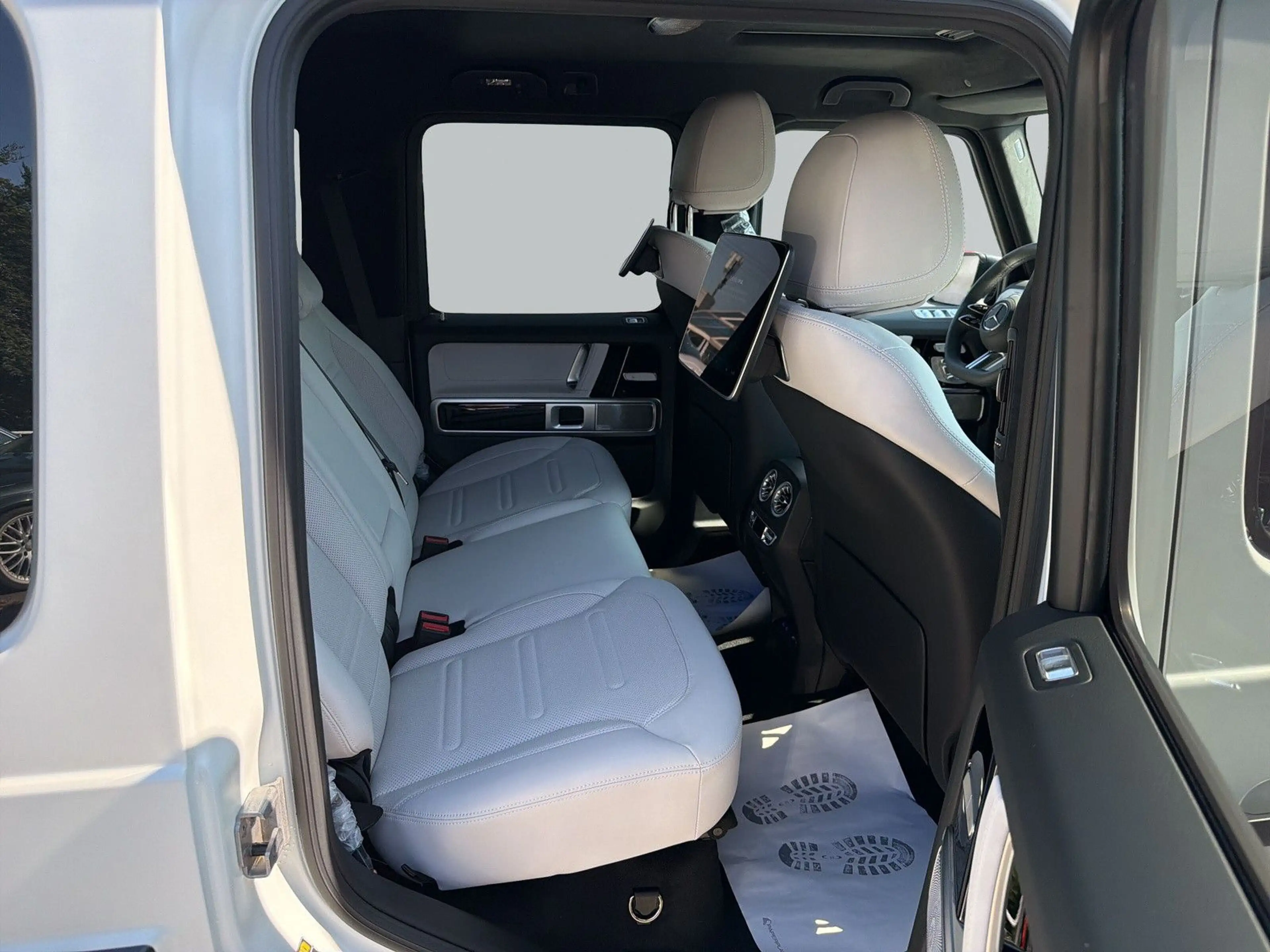 Mercedes-Benz G 500 AMG Line *Magno White *Exclusive *TV — photo 11