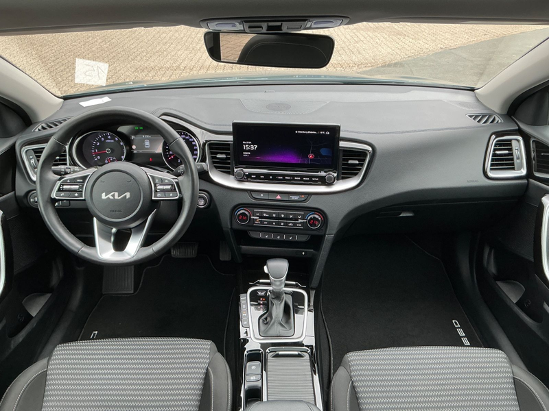 Kia Ceed / cee'd — photo 15