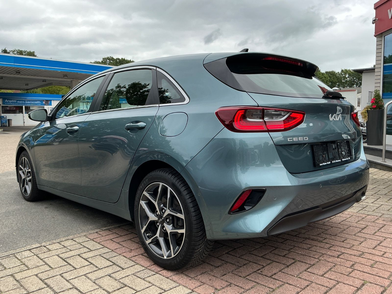 Kia Ceed / cee'd — photo 3