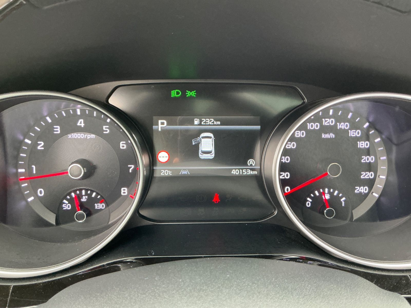 Kia Ceed / cee'd — photo 17
