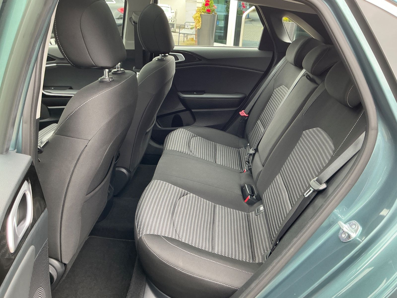 Kia Ceed / cee'd — photo 14