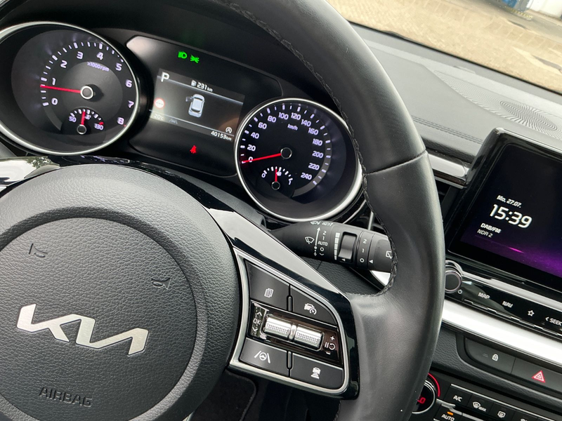 Kia Ceed / cee'd — photo 26