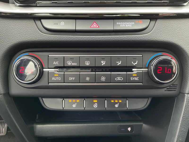 Kia Ceed / cee'd — photo 23