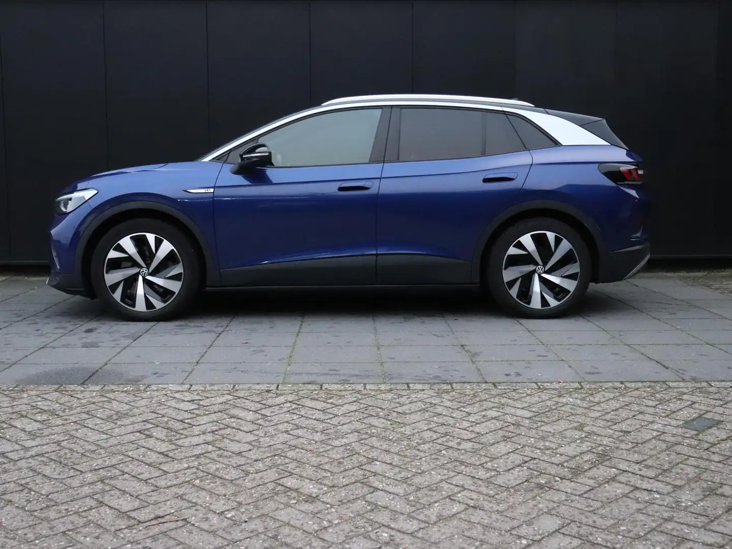 Volkswagen ID.4 First 77 kWh | CAMERA | SOH 88,5% | TREKHAAK | CRU Синий - 2