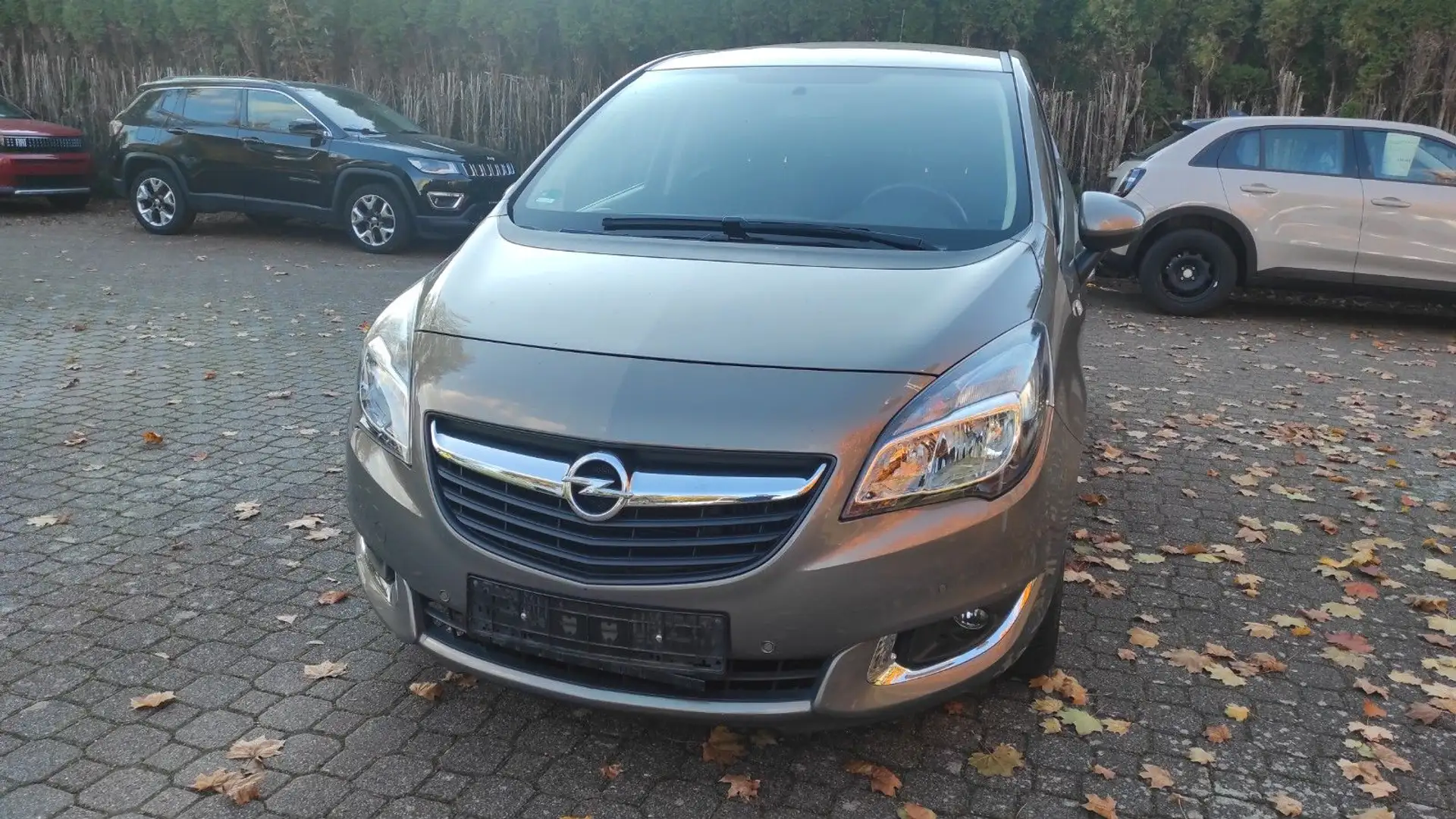 Opel Meriva B Style 1,4 AT Webasto Braun - 2