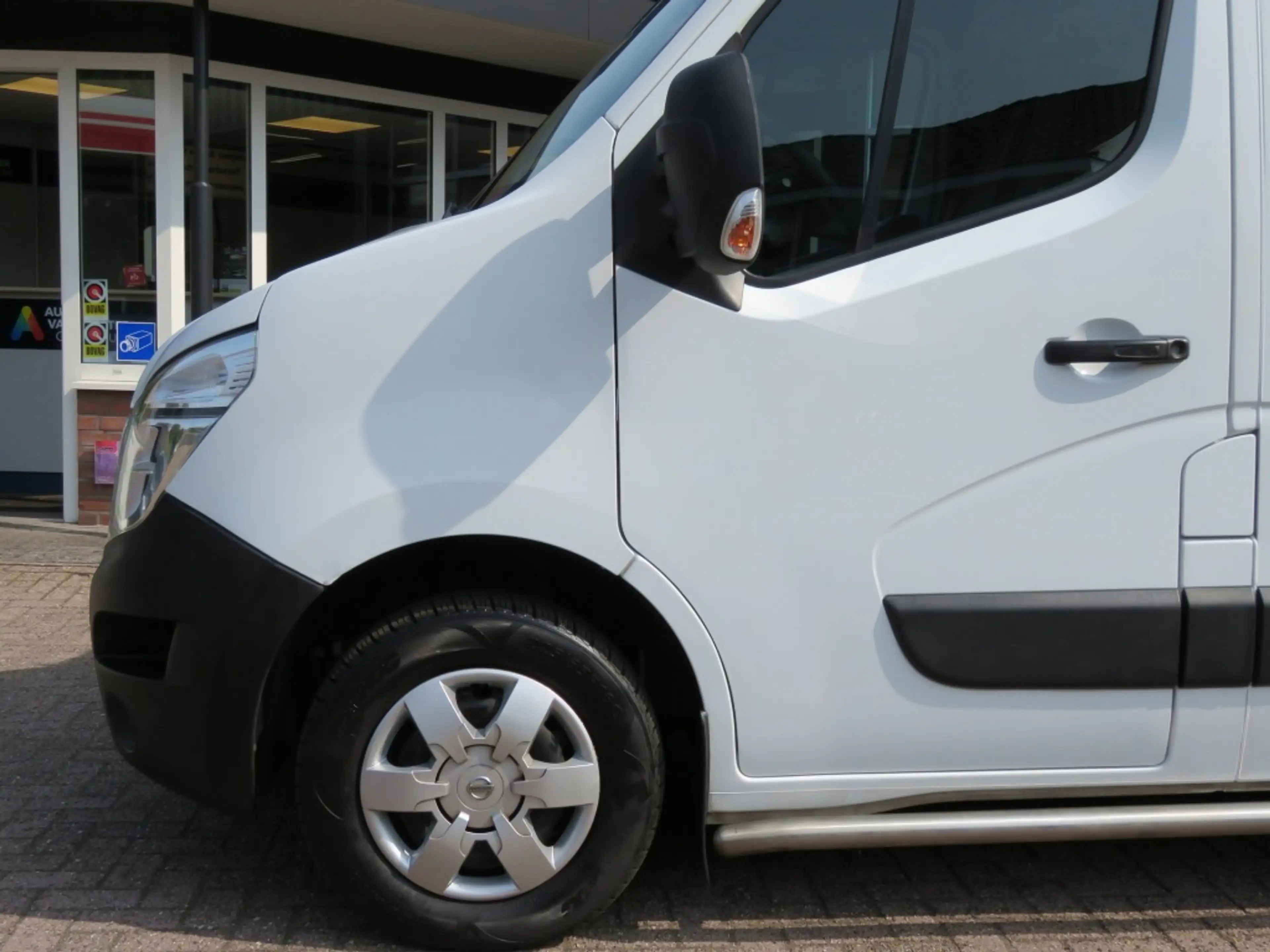 Nissan NV400 2.3 dCi 130PK L2H2 Business / Navi / Camera / Acc — photo 10