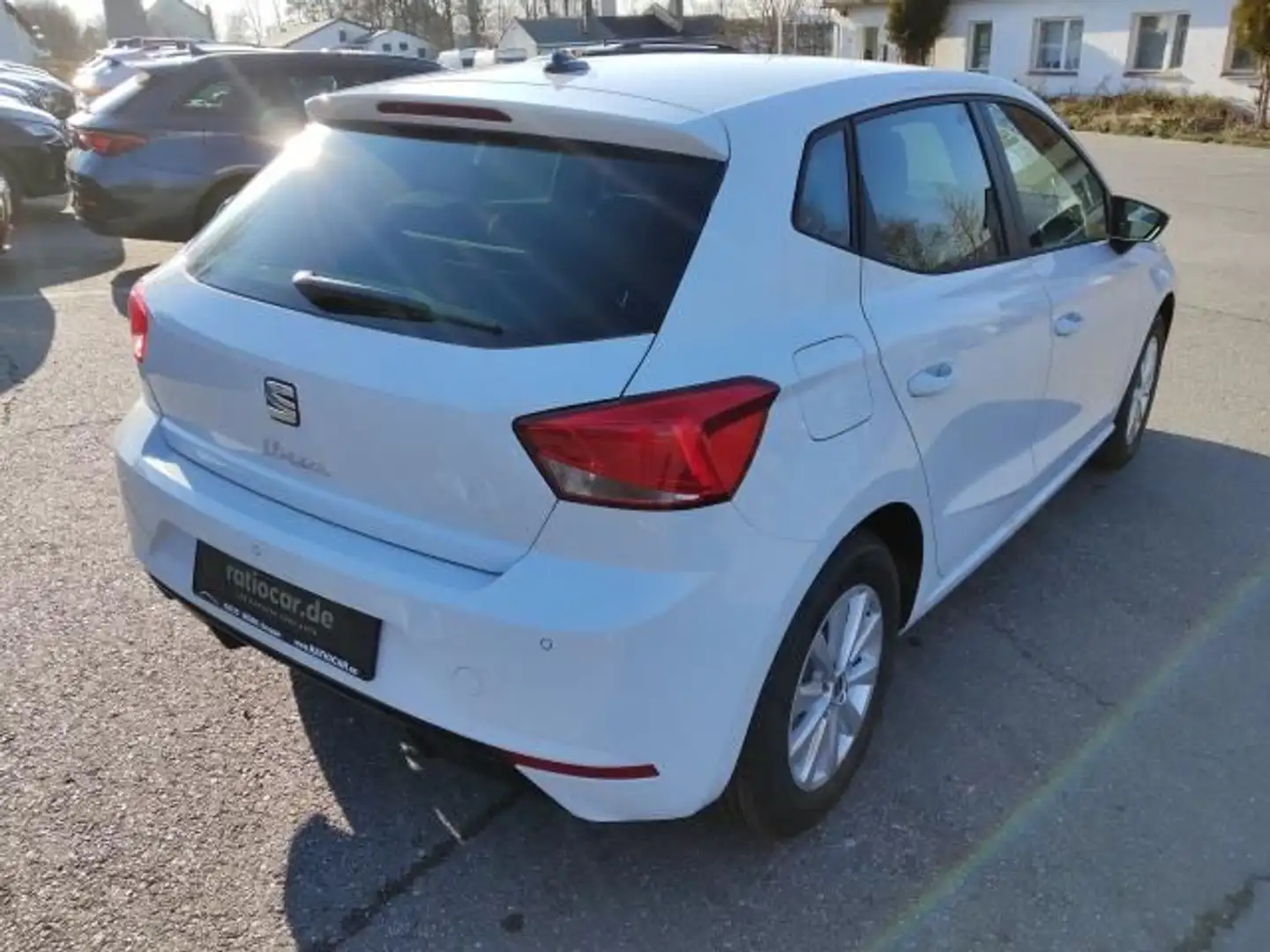 SEAT Ibiza IBIZA ROAD EDITION 1.0 TSI AHK-VORB. SITZH. EPH Blanc - 2