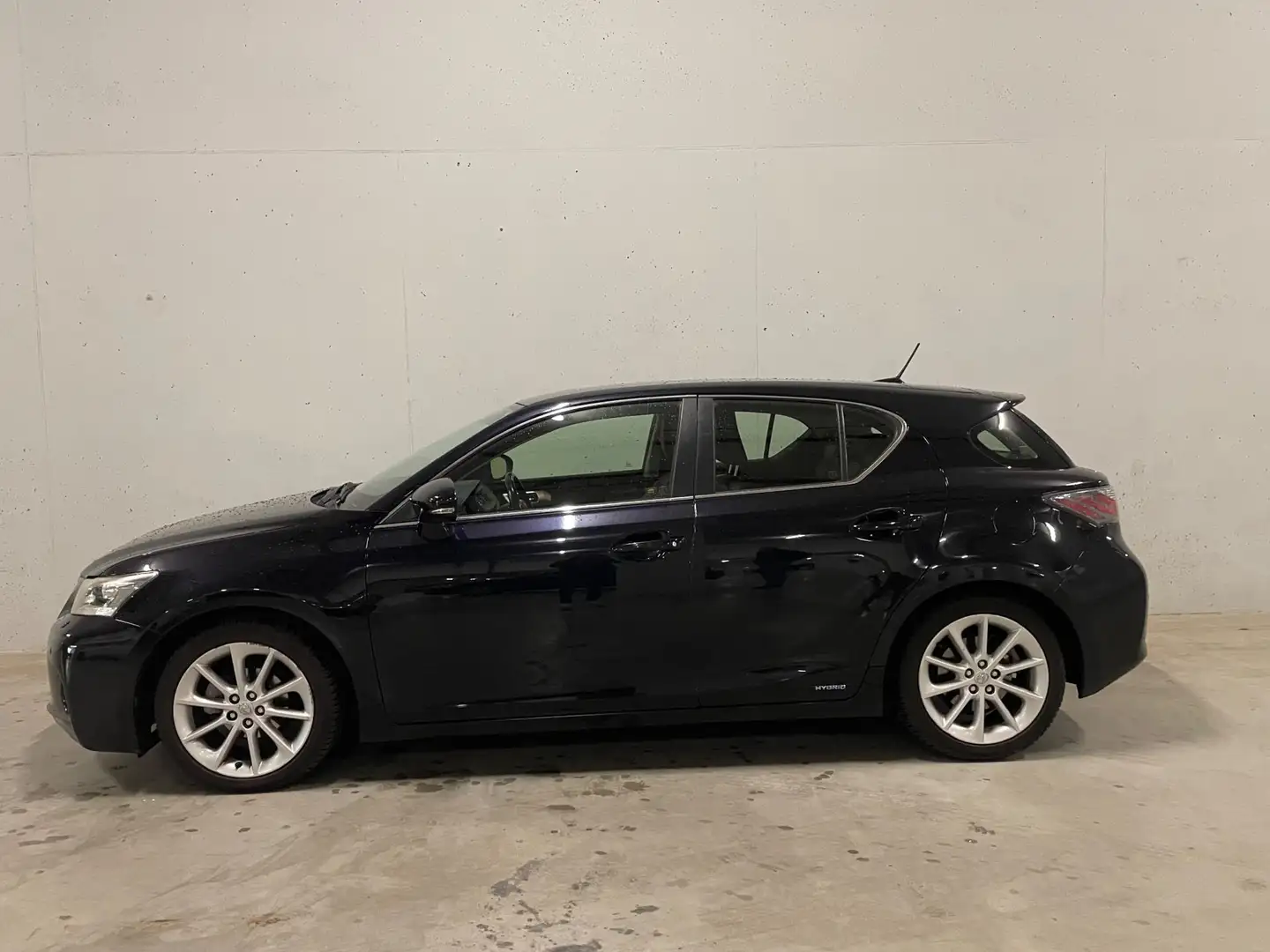 Lexus CT 200h Hybrid Navi Camer Leer Stoelverwarming Clima Cruis Schwarz - 2