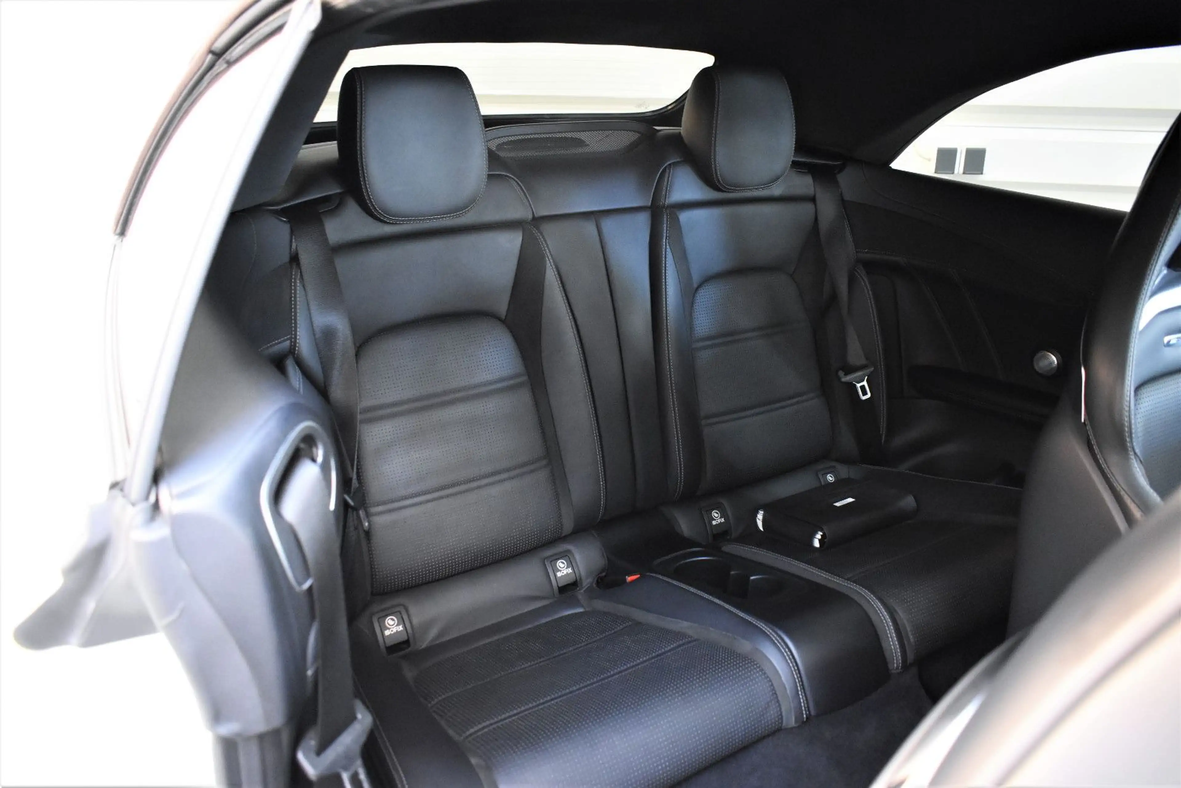 Mercedes-Benz C 63 AMG Cabrio+Burmester+Memory+Totwinkel+360° — photo 12