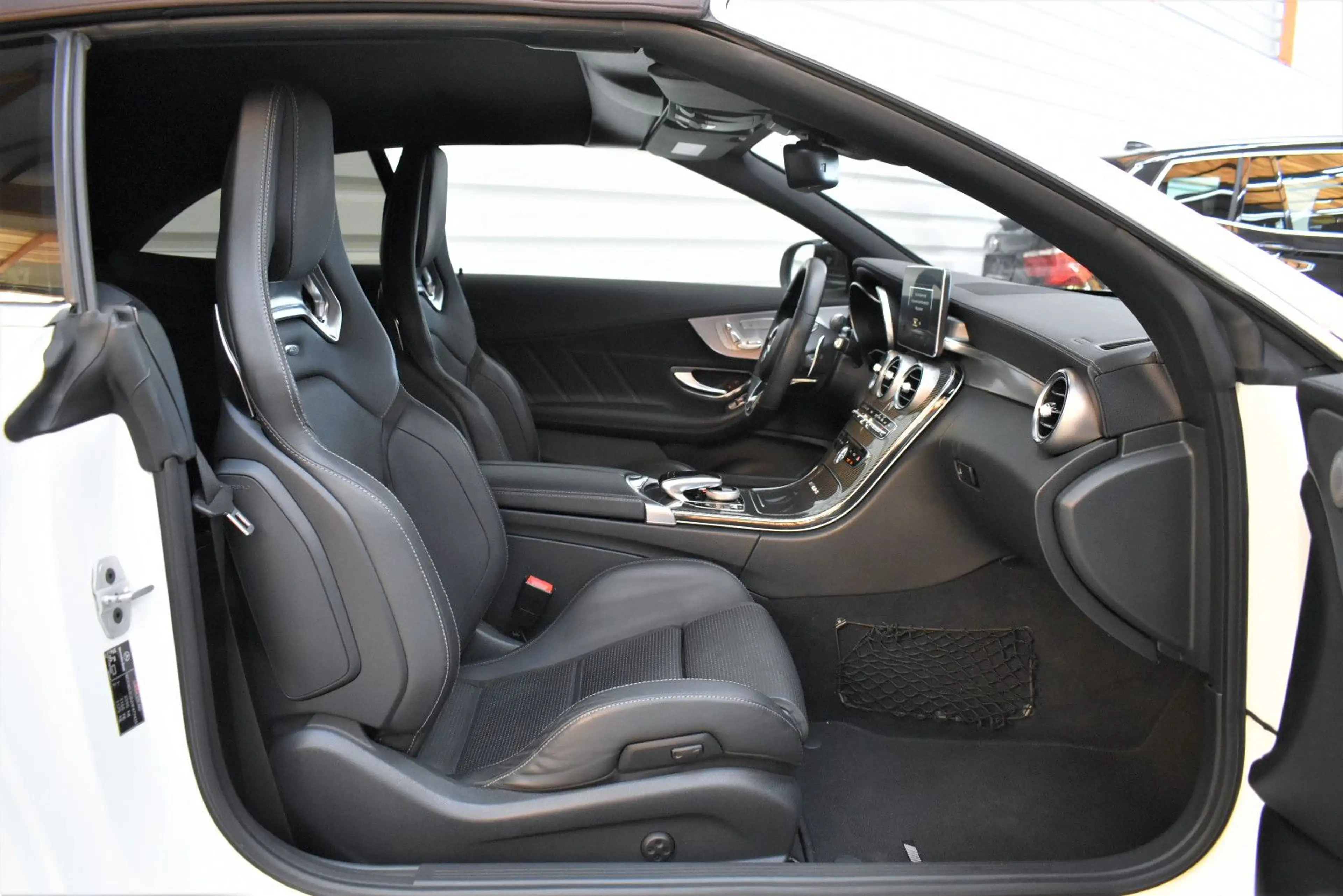 Mercedes-Benz C 63 AMG Cabrio+Burmester+Memory+Totwinkel+360° — photo 11