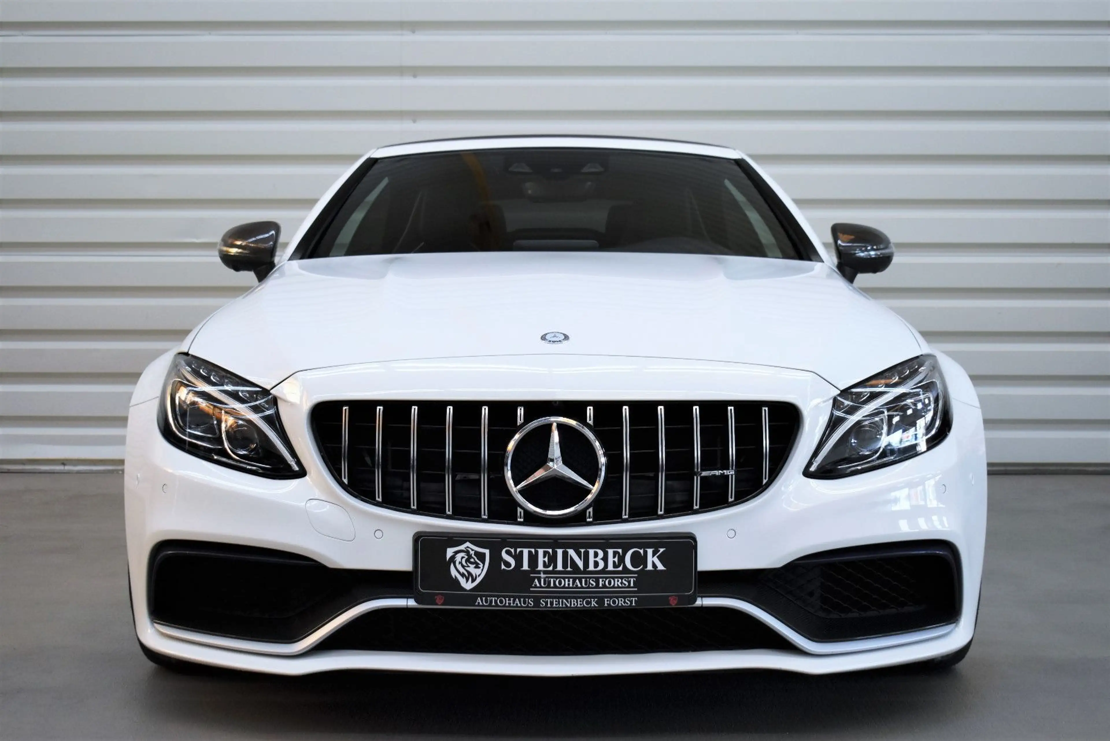 Mercedes-Benz C 63 AMG Cabrio+Burmester+Memory+Totwinkel+360° — photo 5