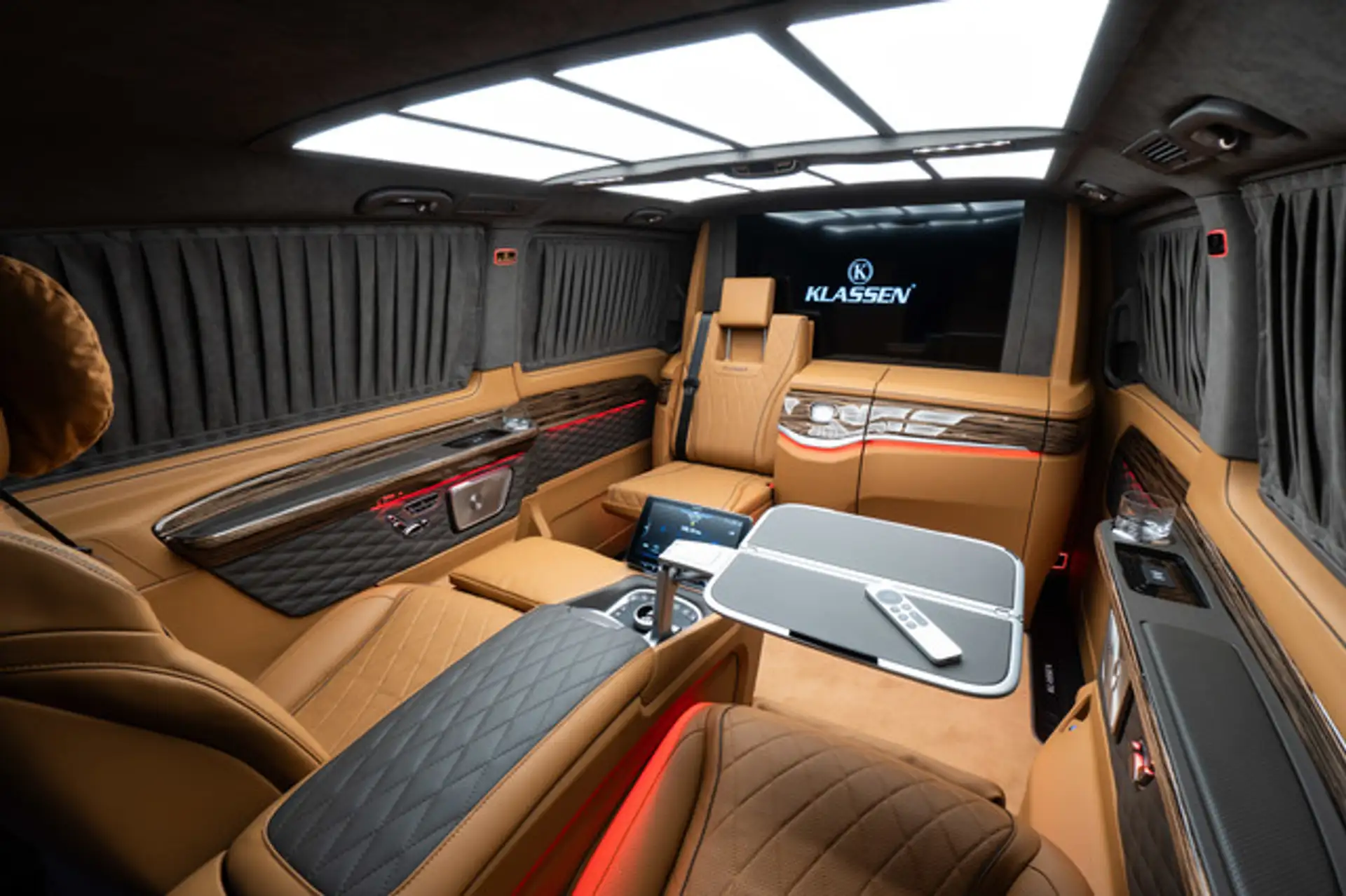 벤츠 V-Class V 300 2026 검정 사진 7