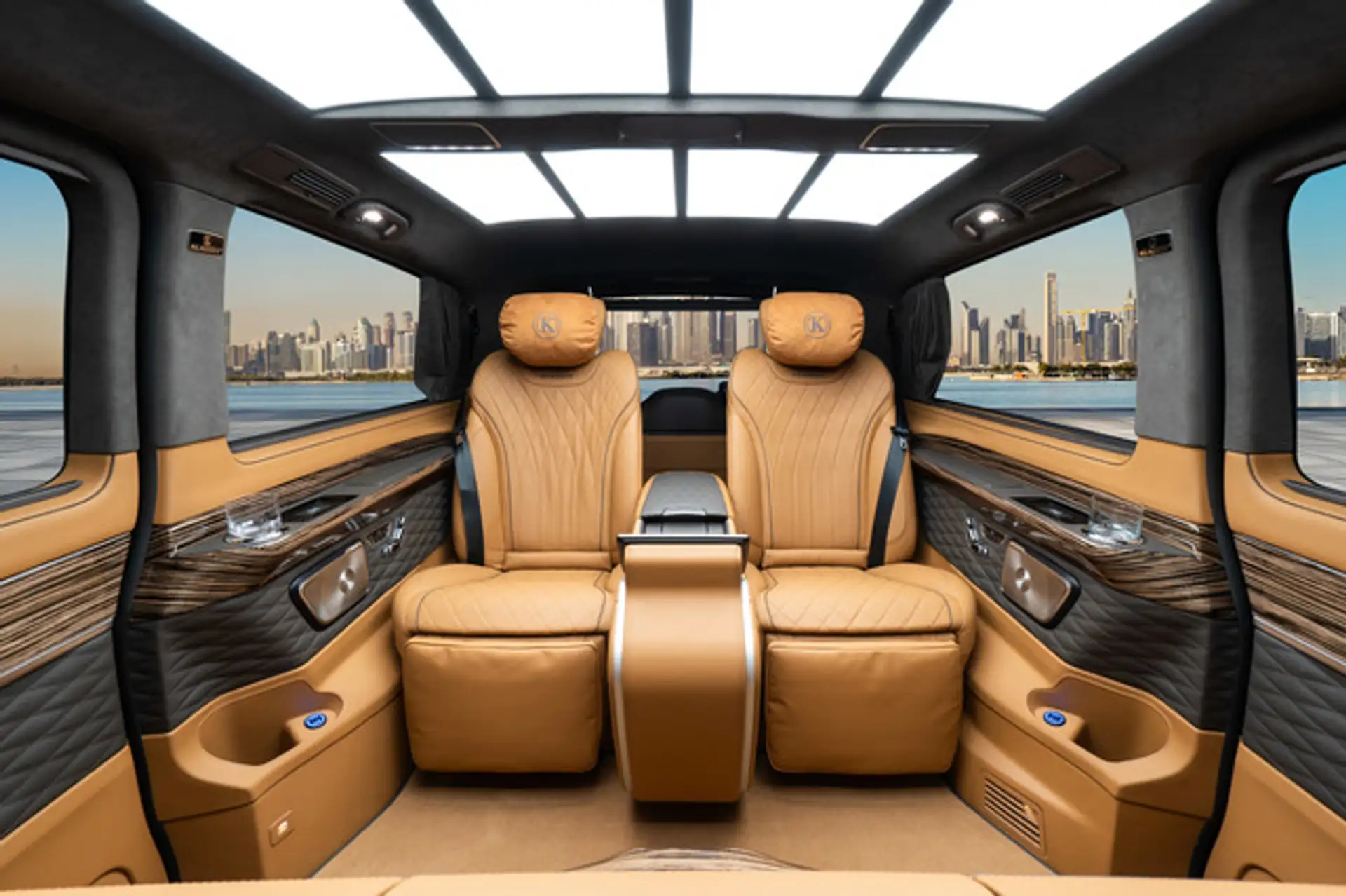 벤츠 V-Class V 300 2026 검정 사진 5