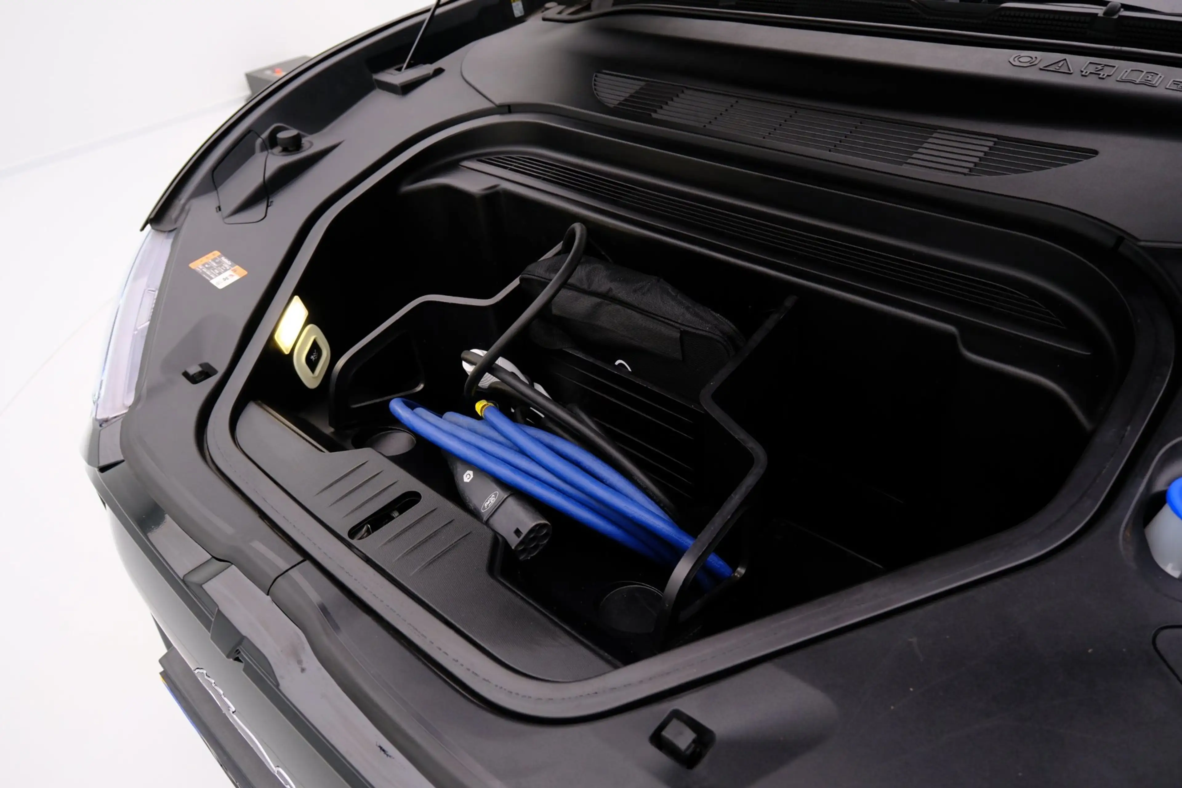 Ford Mustang Mach-E Extended AWD 98 kWh Aut. Pano|1e Eig|Leder|Navi|B& — photo 13