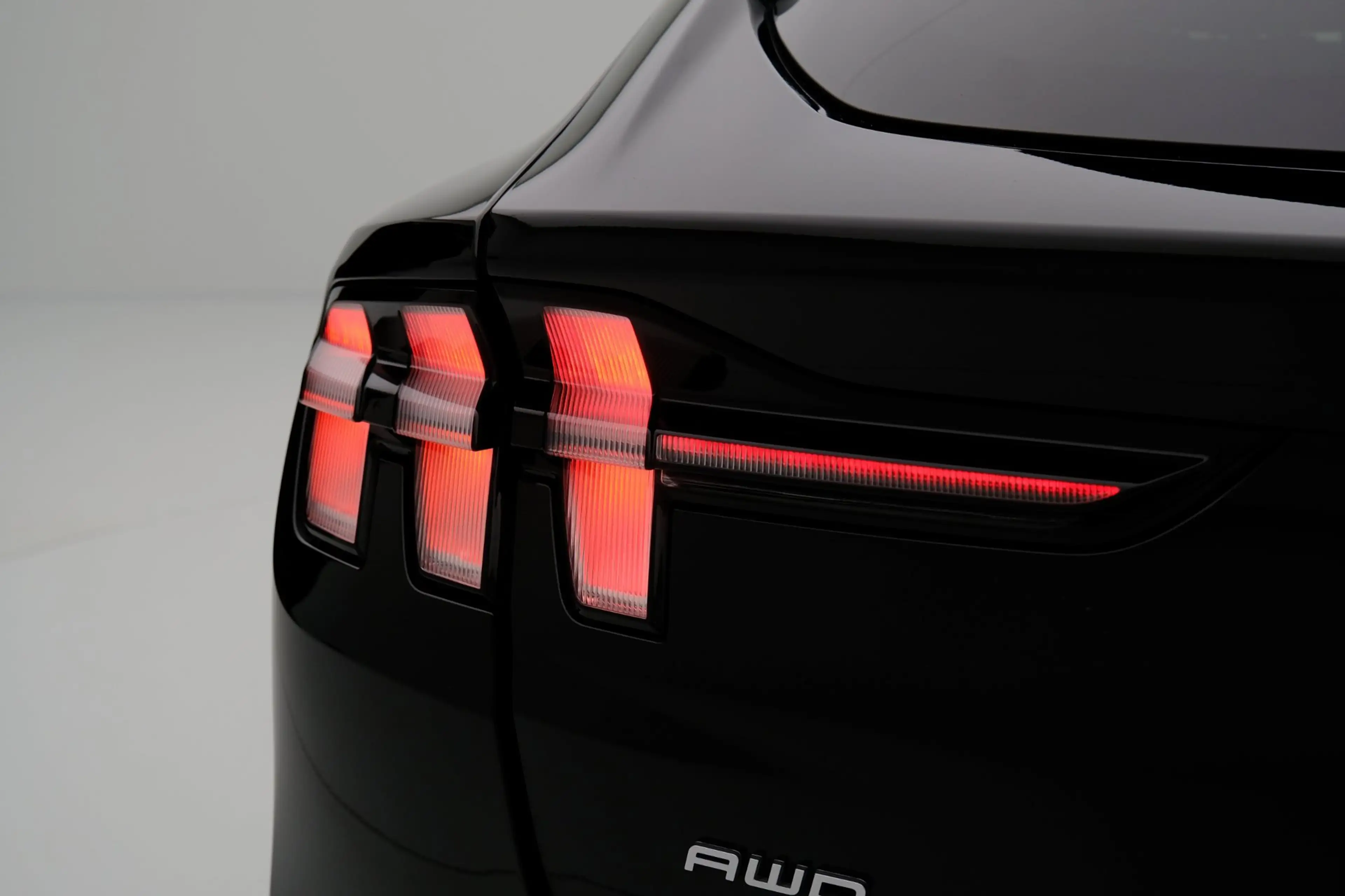 Ford Mustang Mach-E Extended AWD 98 kWh Aut. Pano|1e Eig|Leder|Navi|B& — photo 22