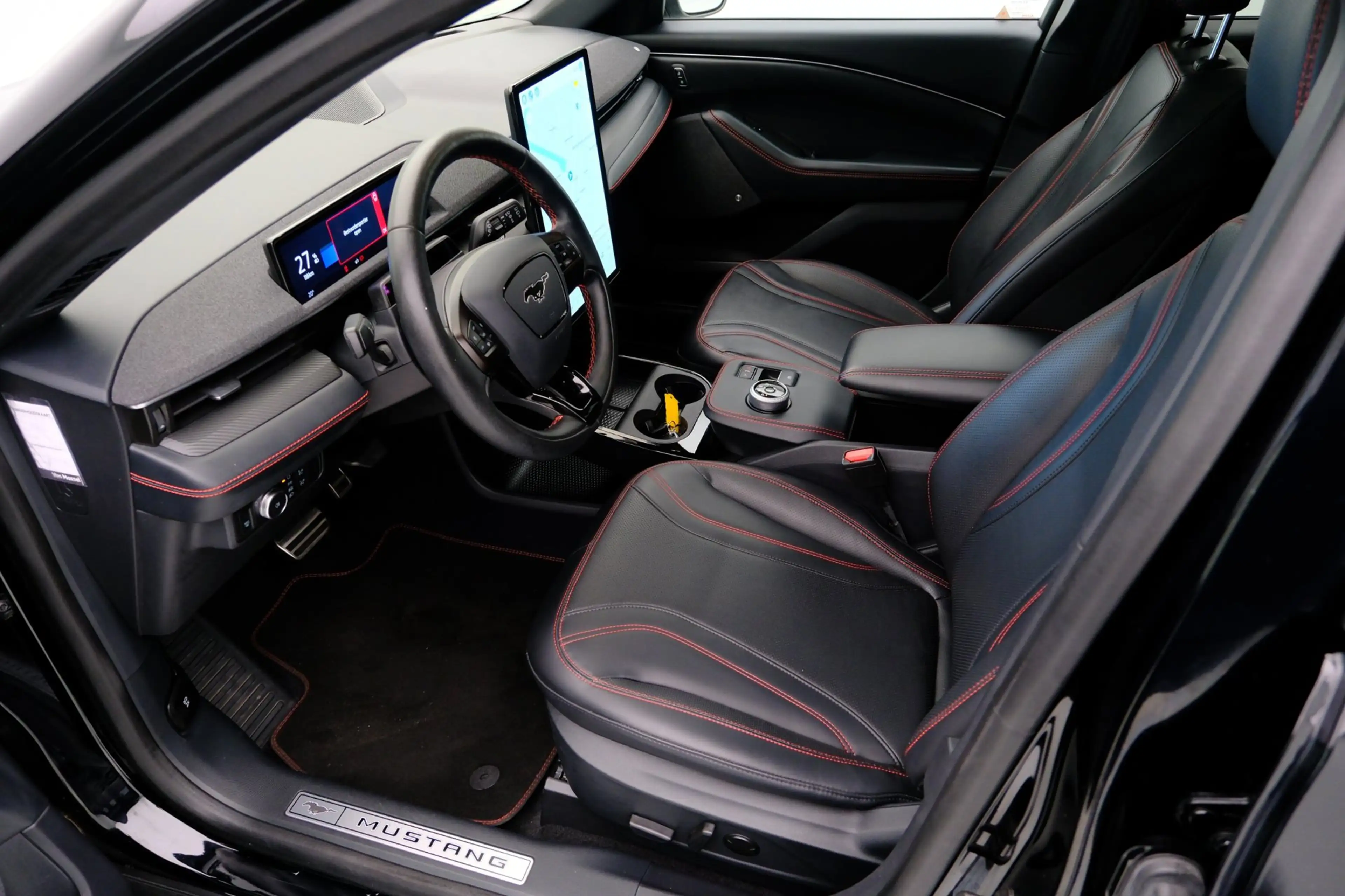 Ford Mustang Mach-E Extended AWD 98 kWh Aut. Pano|1e Eig|Leder|Navi|B& — photo 2