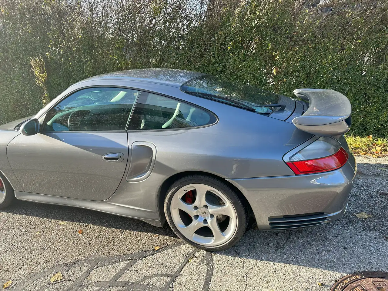 Porsche 996 Turbo mit Aerokit, Schiebedach und Carbon-Paket, foto 3