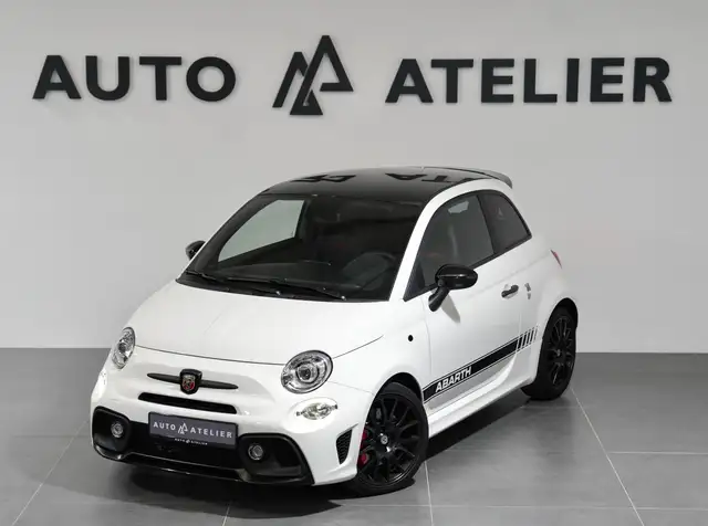 Abarth 595 esseesse*AKRAPOVIC*BEATS*SCHALE*CARBON*